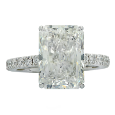 Radiant Cut Diamond Engagement Ring